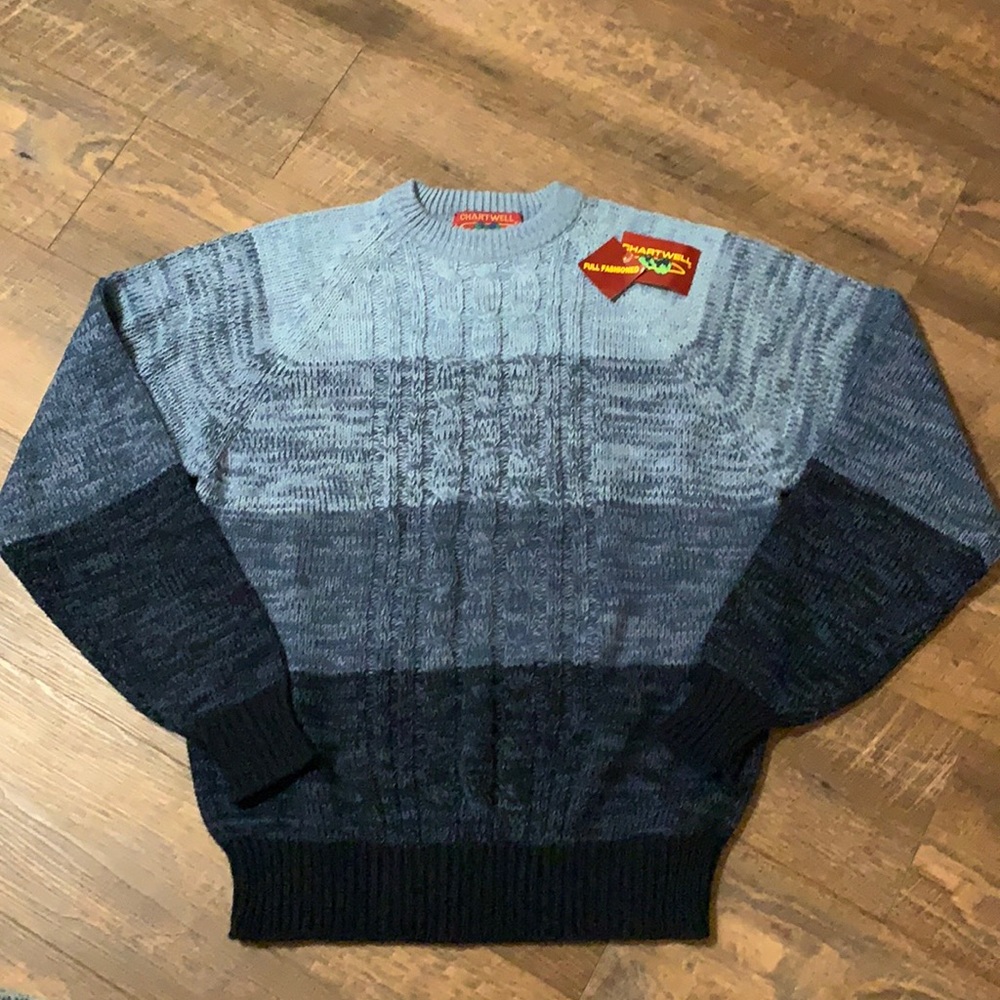 NWT Chartwell Sweater   Men’s size Large